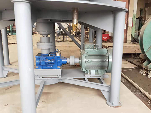 �W������C